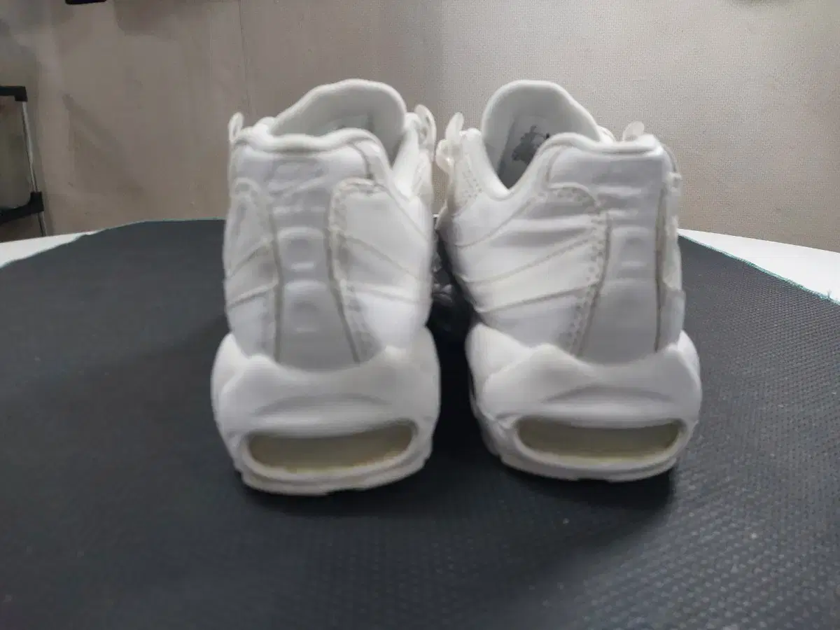 thumbnail-9